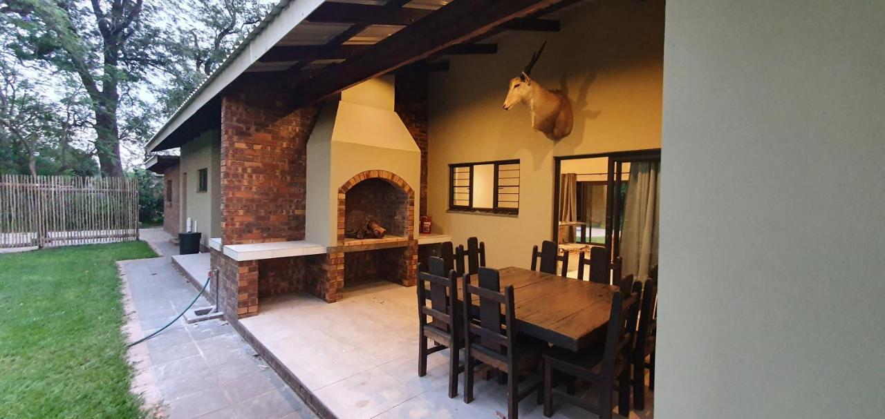 Honeybird Self Catering Accommodation Hluhluwe Esterno foto