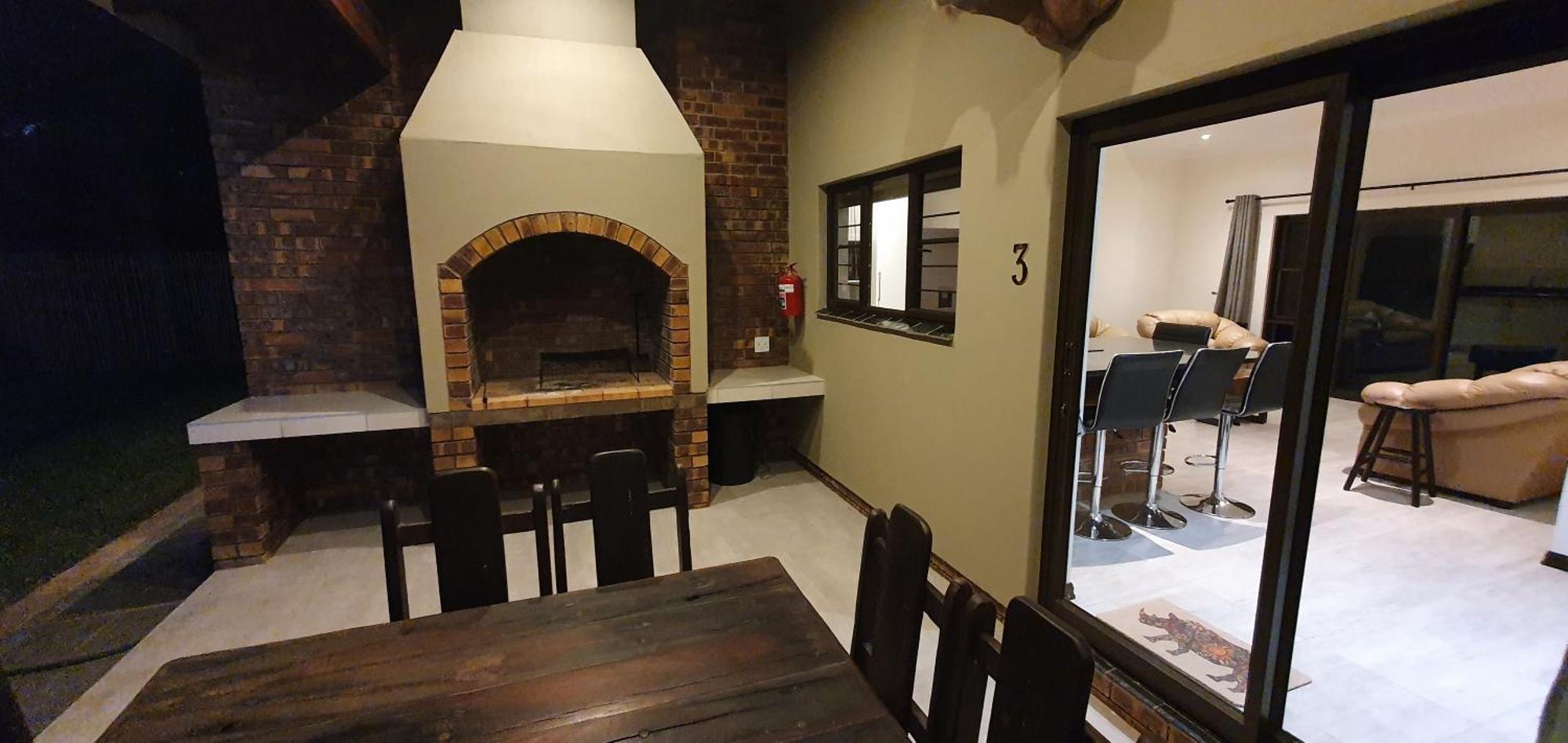 Honeybird Self Catering Accommodation Hluhluwe Esterno foto